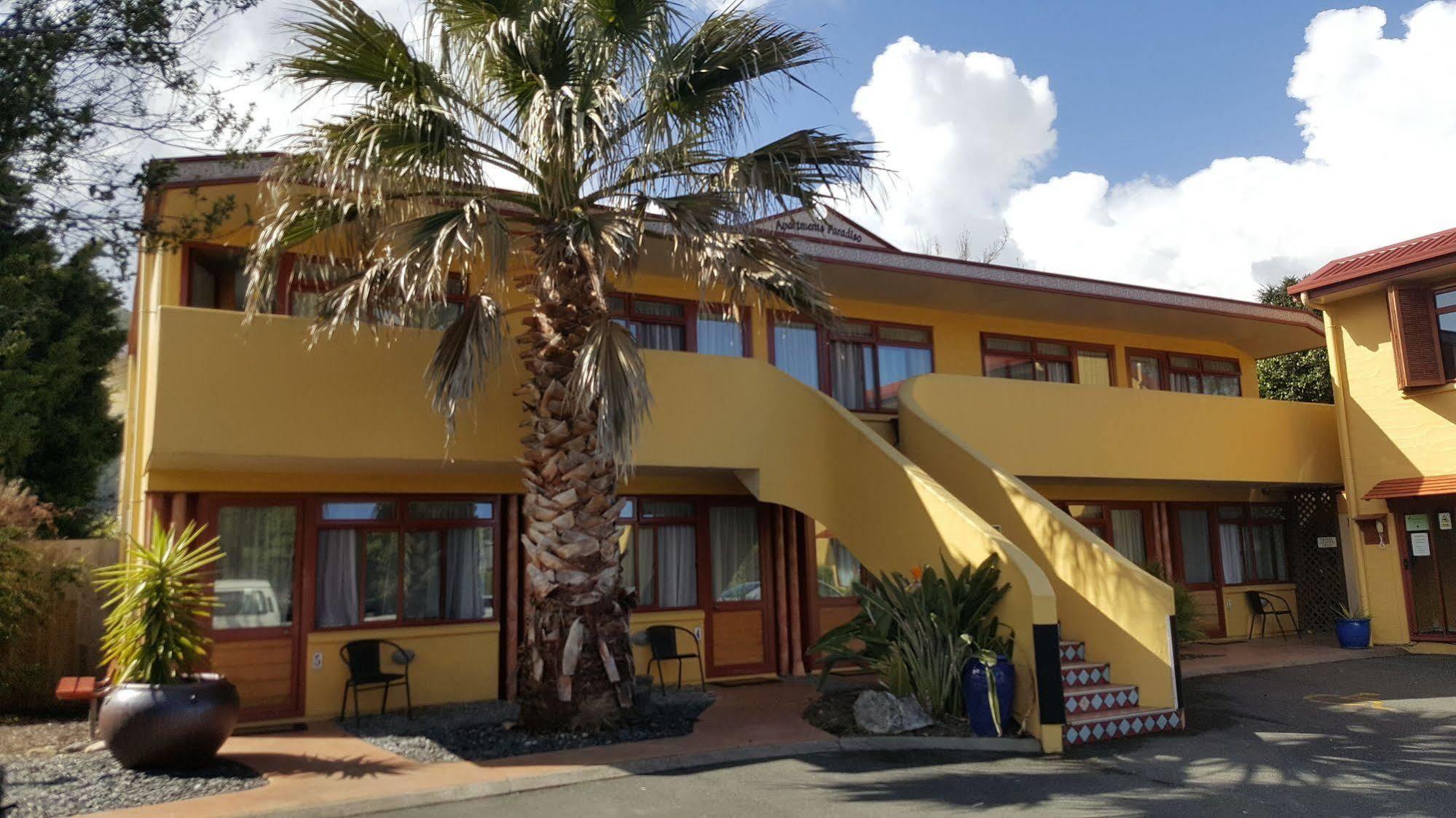 Apartments Paradiso Nelson Bagian luar foto